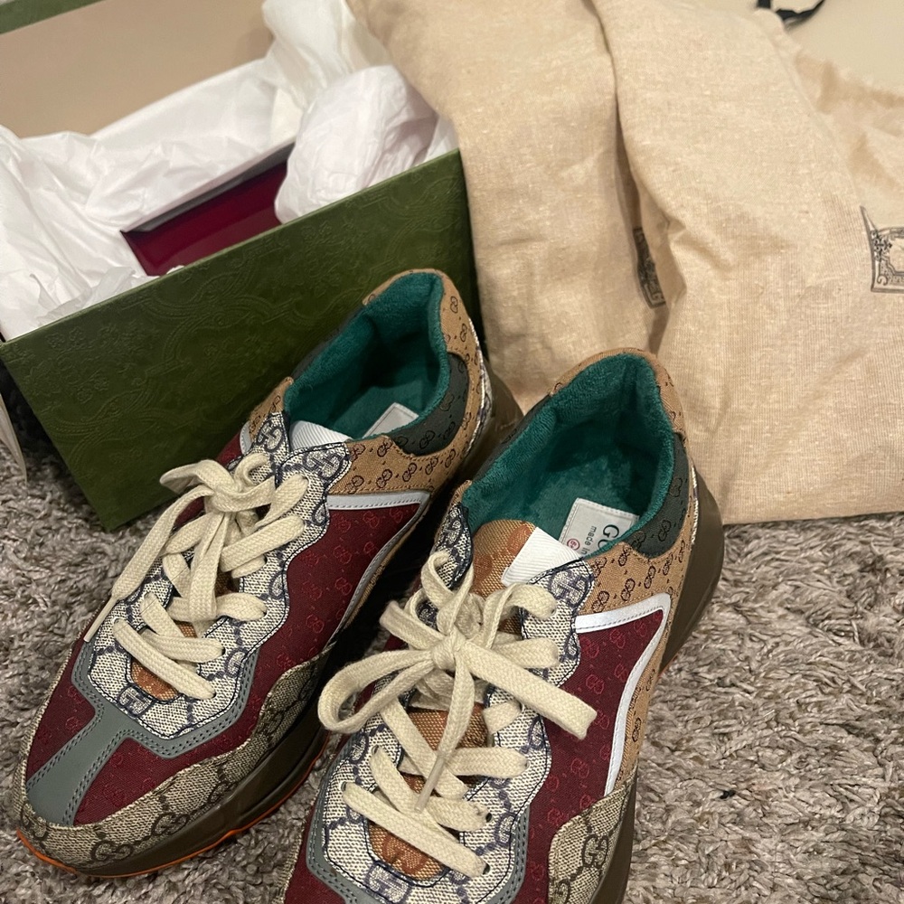 Gucci Burgundy Sneakers
